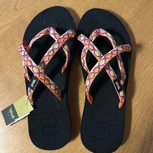 Teva Sandals Size 8 Women’s Sz 8